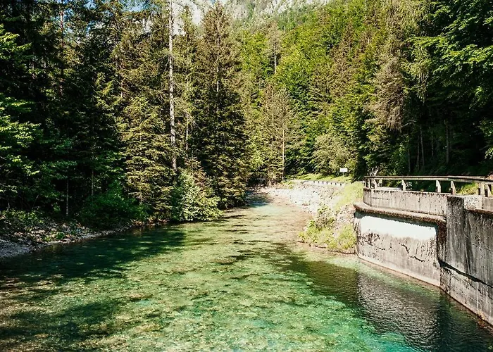 Idyllic Triglav Forest Retreat - Alps, Trails, Lakes, Falls Apartmán Mojstrana