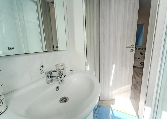 Idyllic Triglav Forest Retreat - Alps, Trails, Lakes, Falls Apartmán