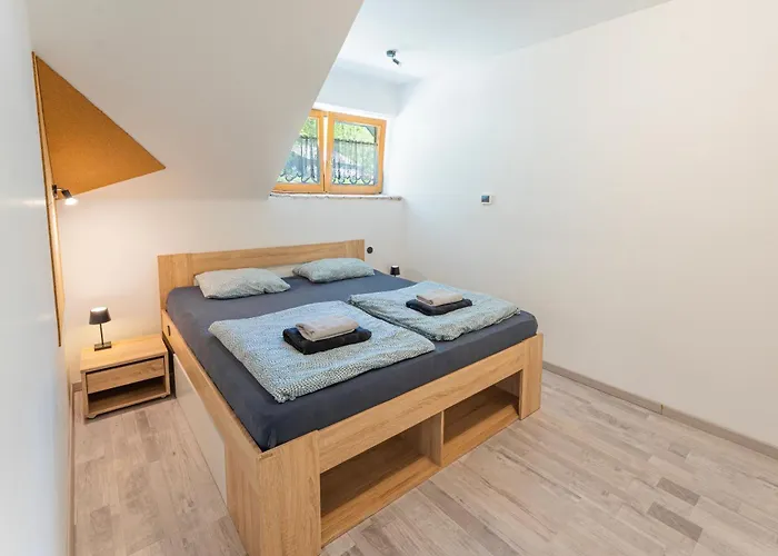 Apartmán Idyllic Triglav Forest Retreat - Alps, Trails, Lakes, Falls