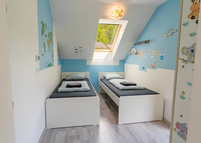 Idyllic Triglav Forest Retreat - Alps, Trails, Lakes, Falls Apartmán Mojstrana